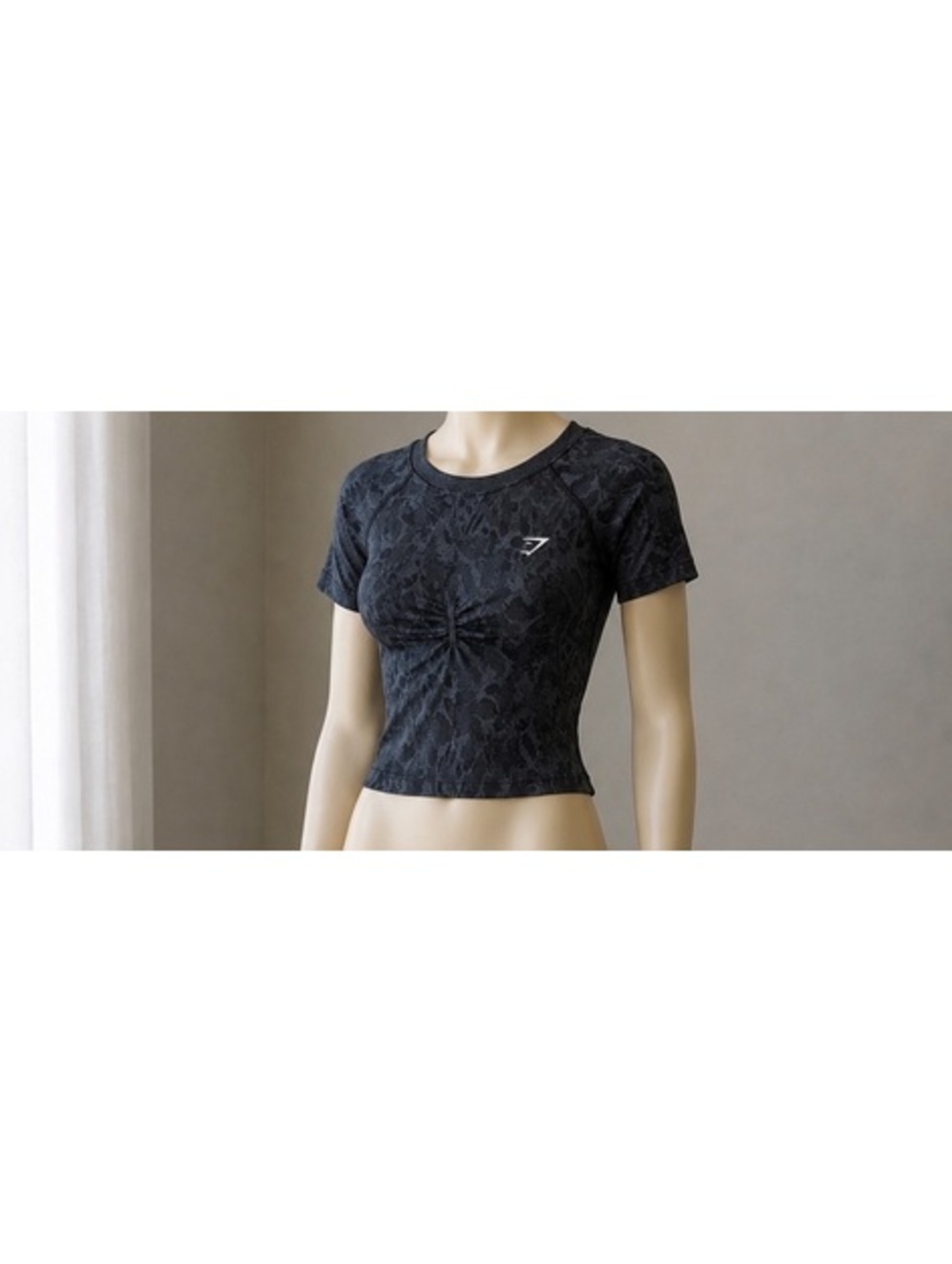 Gymshark Women’s Small Black Animal Print Ruched Seamless Crop Top Open Back